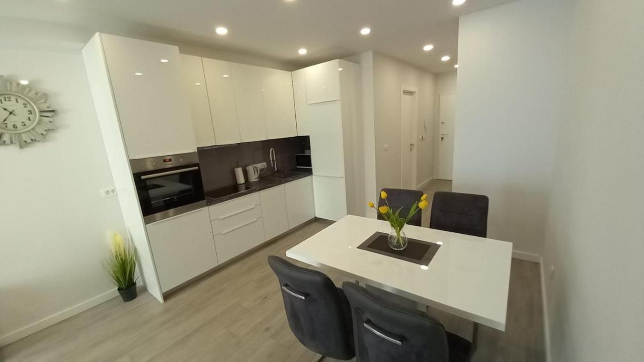 Lux Apartman Antonija Makarska Luaran gambar