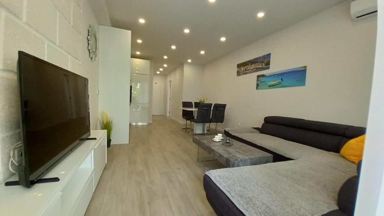 Lux Apartman Antonija Makarska Luaran gambar