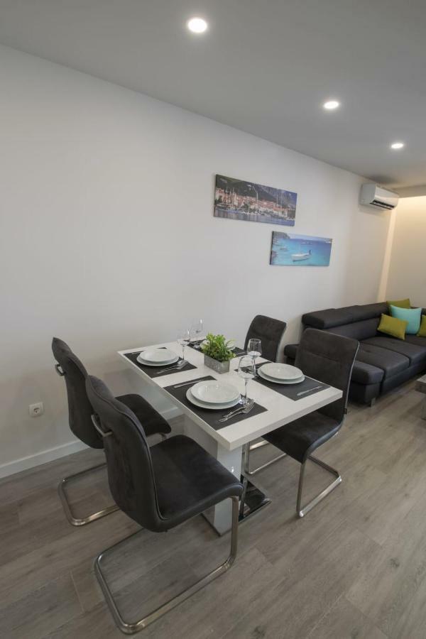 Lux Apartman Antonija Makarska Luaran gambar